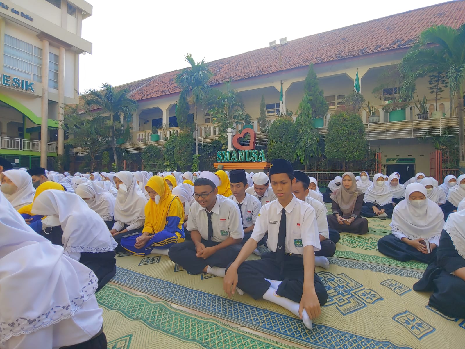 Khotmil Quran Dan Gerakan 1000 Santri Instal Nu Online Sma Nu 1 Gresik