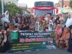 Pimpinan Ranting Fatayat NU Lowayu, Dukun, Gresik Menggelar Trip Ziarah dan Tadabbur Alam. Foto: dok Fatayat NU Lowayu/NUGres
