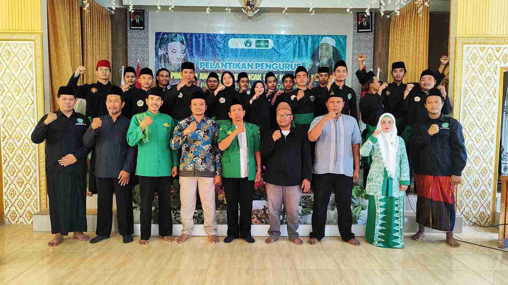 Stakeholde NU Panceng, turut menghadiri Pelantikan PAC PSNU Pagar Nusa Panceng. Foto: dok PAC PSNU Pagar Nusa Panceng/NUGres