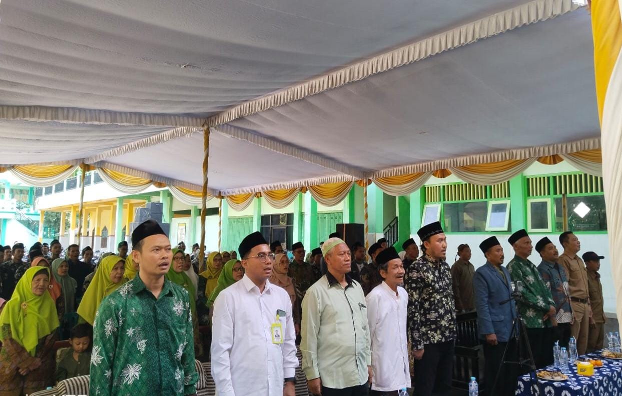 Kegiatan pembuakaan Pemilihan Pelajar Teladan LP Ma'arif MWCNU Bungah dihadiri seluruh jajaran MWCNU Bungah, para pemangku lembaga pendidikan dan jajaran pengurus LP Ma'arif Cabang Gresik. Foto: Azharur Rofiqi/NUGres