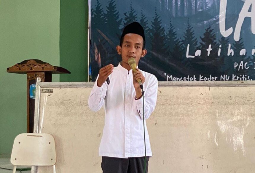 Najih Sadullah, pelajar NU Gresik peraih Juara II kompetisi Simple Riset dalam Research Academy Pimpinan Wilayah (PW) IPNU IPPNU Jawa Timur. Foto: ist/NUGres