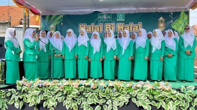 Pelantikan Pimpinan Anak Cabang (PAC) Fatayat NU Cerme 2023 - 2027, Ahad (5/5/2024). Foto: dok PAC Fatayat NU Cerme