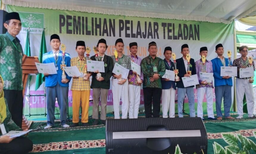 Pengurus Cabang Lembaga Pendidikan (LP) Ma'arif Nahdlatul Ulama Gresik menggelar puncak Pemilihan Pelajar Teladan ke 44 Tahun 2024, Ahad (26/5/2024). Foto: Azharur Rofiqi