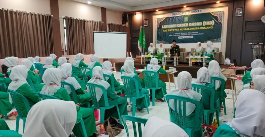 Pimpinan Anak Cabang (PAC) Fatayat NU Balongpanggang menggelar Latihan Kader Dasar (LKD) diikuti oleh 32 anggota. Foto: dok PAC Fatayat NU Balongpanggang/NUGres