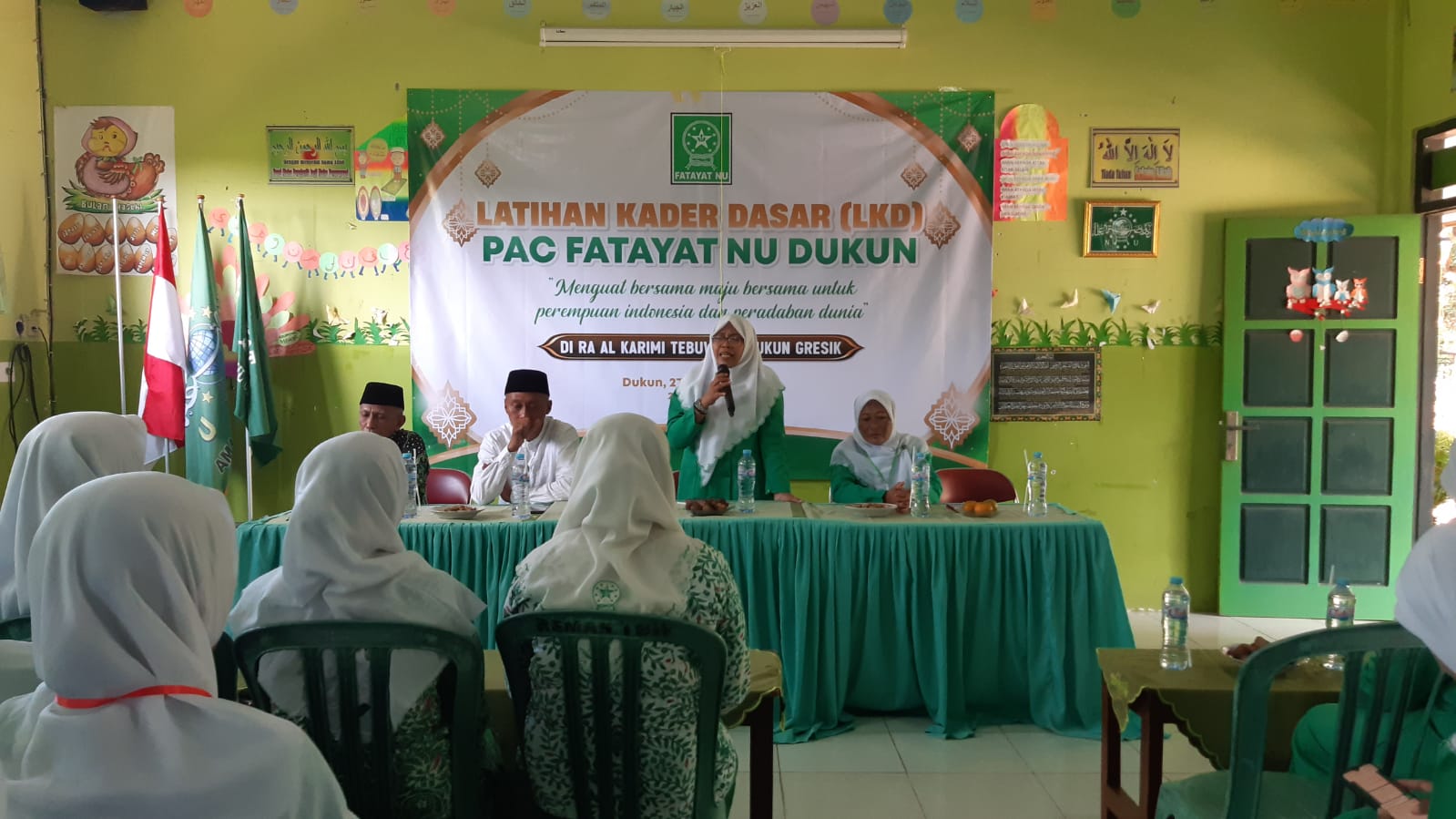 Sambutan Ketua PC Fatayat NU Gresik, Ainul Farodisa di LKD PAC Fatayat NU Dukun, Kamis (27/6/2024). Foto: dok PAC Fatayat NU Dukun/NUGres