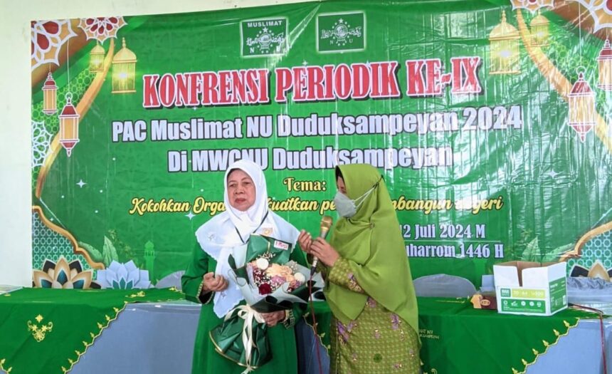 Hj Fatimah terpilih kembali sebagai Ketua Pimpinan Anak Cabang (PAC) Muslimat NU Duduksampeyan untuk masa khidmat 2024 - 2029 pada Konferensi Periodik IX pada Jumat (12/7/2024). Foto: M Mudzakir/NUGres