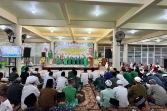 Pelantikan Bersama Tiga Badan Otonom Nahdlatul Ulama di Ranting Indro Kebomas Gresik, Sabtu (27/7/2024). Foto: dok PRNU Indro/NUGres