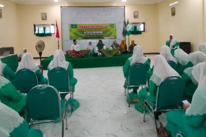 Canangkan program dalam setahun, Pimpinan Anak Cabang (PAC) Fatayat NU Kedamean menggelar Rapat Kerja ke-I, Jumat (23/8/2024). Foto: dok PAC Fatayat NU Kedamean/NUGres