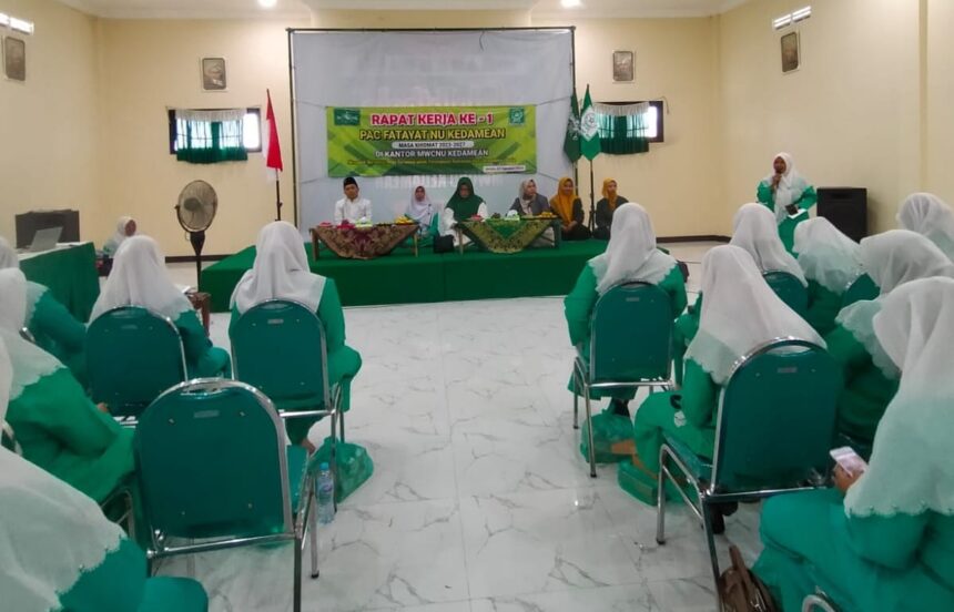 Canangkan program dalam setahun, Pimpinan Anak Cabang (PAC) Fatayat NU Kedamean menggelar Rapat Kerja ke-I, Jumat (23/8/2024). Foto: dok PAC Fatayat NU Kedamean/NUGres