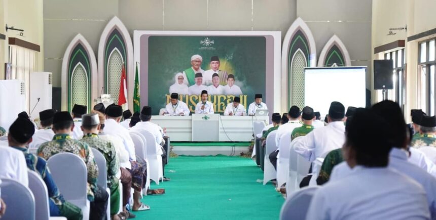 Suasana Sidang Pleno Komisi Musyawarah Kerja (Musyker) ke-II Pengurus Cabang Nahdlatul Ulama Gresik (PCNU Gresik), Sabtu 24 Agustus 2024. Foto: Abdul Jalil/NUGres