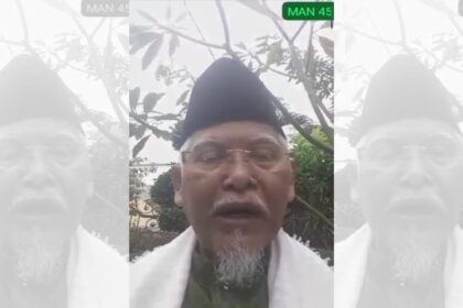 Video nasihat masyayikh Gresik, almarhum almaghfurlah KH Robbach Ma'sum beredar luas. Foto: tangkapan layar, ist/NUGres