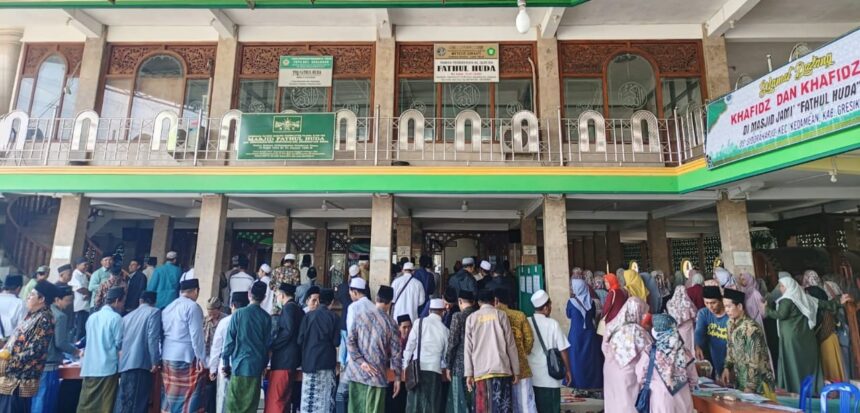 555 Hafidz dan Hafidzoh Hadir Mengisi 161 Majlis Dalam Perayaan Maulid Nabi Di Masjid Fathul Huda Sidoraharjo Kedamean Gresik, Ahad (15/9/2024). Foto: Zuhdi Yazid/NUGres