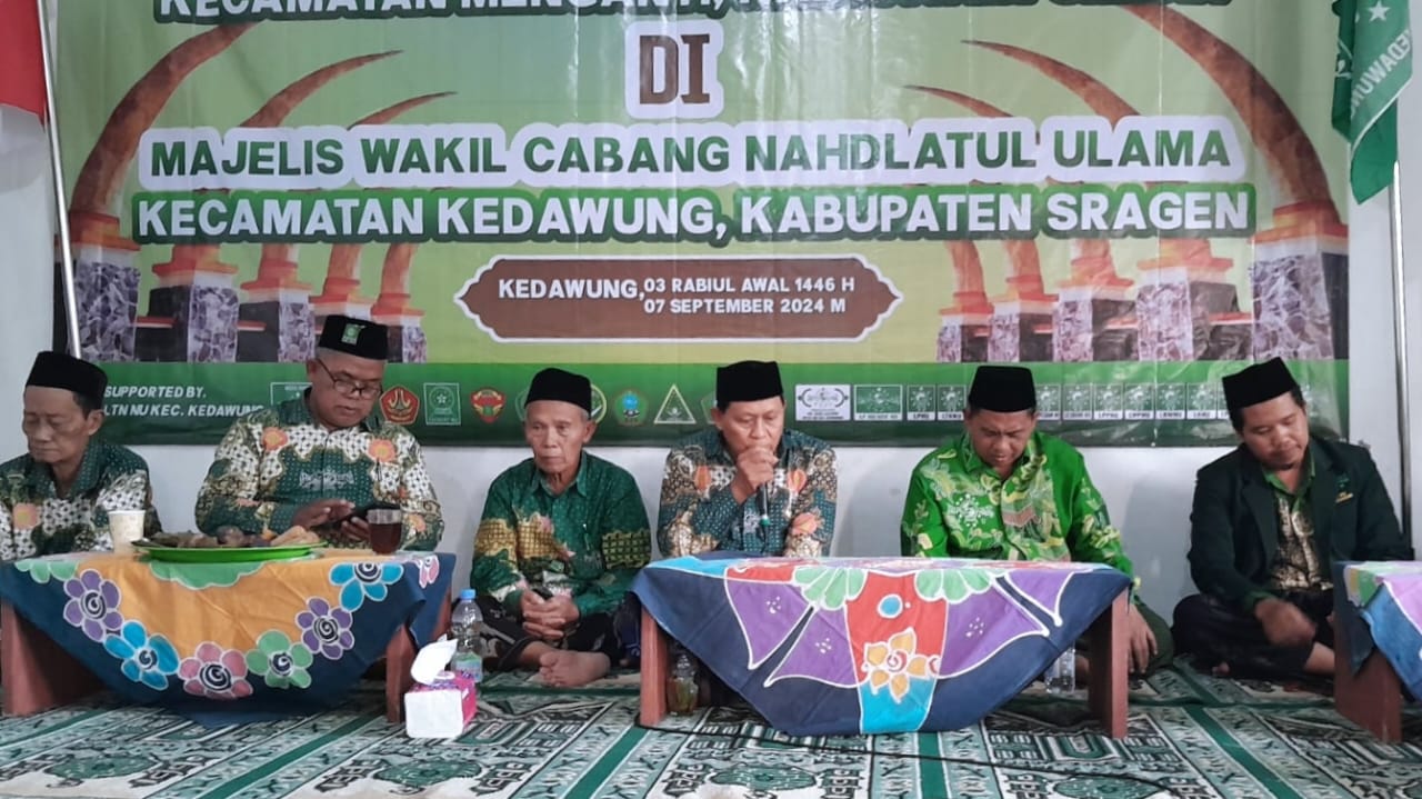 Turut hadir membersamai rombongan Studi Tiru MWCNU Menganti ke MWCNU Kedawung Sragen Jawa Tengah, Ketua Tanfidziyah PCNU Gresik Dr KH Mulyadi, MM. Foto: dok MWCNU Menganti/NUGres