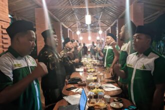 Pimpinan Ranting (PR) GP Ansor Sekapuk Ujungpangkah Gresik bersama Banser menggelar Rapat Pleno Program Kerja ke-I. Foto: dok Tim Media Ansor Sekapuk/NUGres