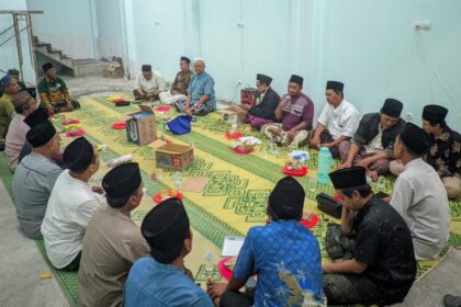 Menjelang akhir masa khidmat, pengurus MWCNU Balongpanggang menggelar Rapar Koordinasi, Ahad (8/9/2024). Foto: dok MWCNU Balongpanggang/NUGres