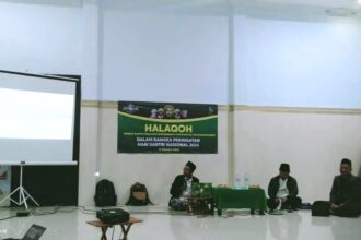 Ketua Pengurus Cabang Lembaga Kajian dan Sumberdaya Manusia Nahdlatul Ulama (Lakpesdam NU) Gresik, Dr Sulanam hadir hadir dalam Halaqoh di MWCNU Dukun, Sabtu (19/10/2024). Foto: dok MWCNU Dukun