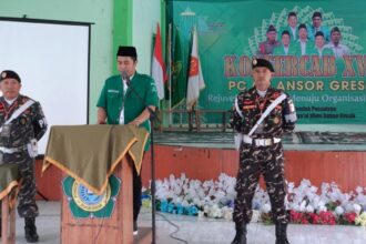 Ketua Pimpinan Wilayah GP Ansor Jawa Timur, H Musaffa Safril hadir dan memberikan sambutan pembukaan Konfercab XVII GP Ansor Gresik, Sabtu (12/10/2024). Foto: NUGres