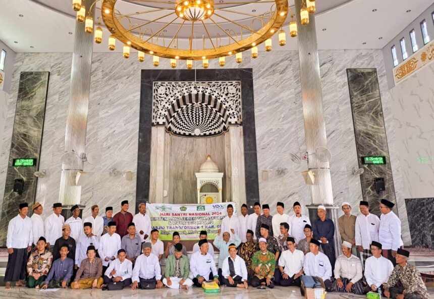 Pengurus Cabang Lembaga Takmir Masjid Nahdlatul Ulama Gresik LTMNU Gresik melaksanakan RTL (Rencana Tindak Lanjut) Masjid Transformer pada Sabtu (2/11/2024). Foto: dok LTMNU Gresik/NUGres