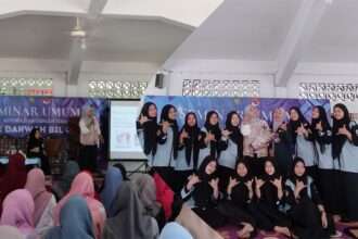 Himpunan Mahasiswa Program Studi KPI (Komunikasi dan Penyiaran Islam) UNKAFA Gresik menyelenggarakan Seminar Literasi dengan tema "Dakwah Bilqalam di Era Digital" pada Jumat, (29/11/2024). Foto: ist/NUGres