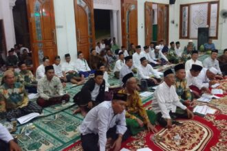 Bimtek Pengukuran Kinerja Tim PCNU Gresik Warnai Lailatul Ijtima' ke-26 MWCNU Dukun, Selasa (24/12/2024). Foto: dok MWCNU Dukun/NUGres