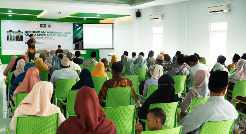 Kelompok Bimbingan Ibadah Haji dan Umrah (KBIHU) Majelis Wakil Cabang Nahdlatul Ulama Bungah (MWCNU Bungah) menggelar manasik haji dan umrah ke-3 dengan mengupas tuntas tentang kesehatan haji, Ahad (15/12/2024). Foto: dok LTN MWCNU Bungah/NUGres