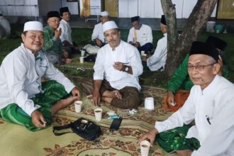 Musytasar Pengurus Cabang Nahdlatul Ulama Gresik (PCNU Gresik) KH Moh. Chusnan Ali turut menghadiri Kongres ke-13 JATMAN, Sabtu (21/12/2024). Foto: ist/NUGres