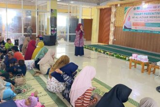 Madrasah Sains Berbasis Pesantren MI Al-Azhar Menganti Gresik Gelar Smart Parenting dan Pembagian Rapor, Sabtu (21/12/2024). Foto: dok MI Al-Azhar Menganti/NUGres