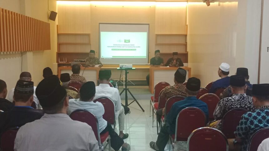 Sosialisasi dan Bimbingan Teknis Pengukuran Kinerja Jam'iyyah pada MWCNU se-Cabang Gresik di Hall Meeting Lantai 2 Gedung NU Gresik, Senin (16/12/2024). Foto: NUGres