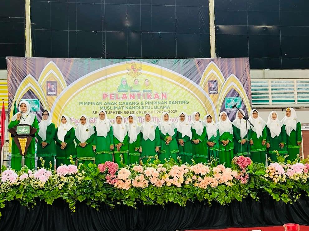 Sebanyak 16 Ketua Pimpinan Anak Cabang Muslimat NU di bawah naungan Pimpinan Cabang Muslimat NU Gresik dengan khidmat dilantik untuk menjalankan tugas dan kewajibannya di periode 2024 - 2029. Foto: dok PC Muslimat NU Gresik/NUGres