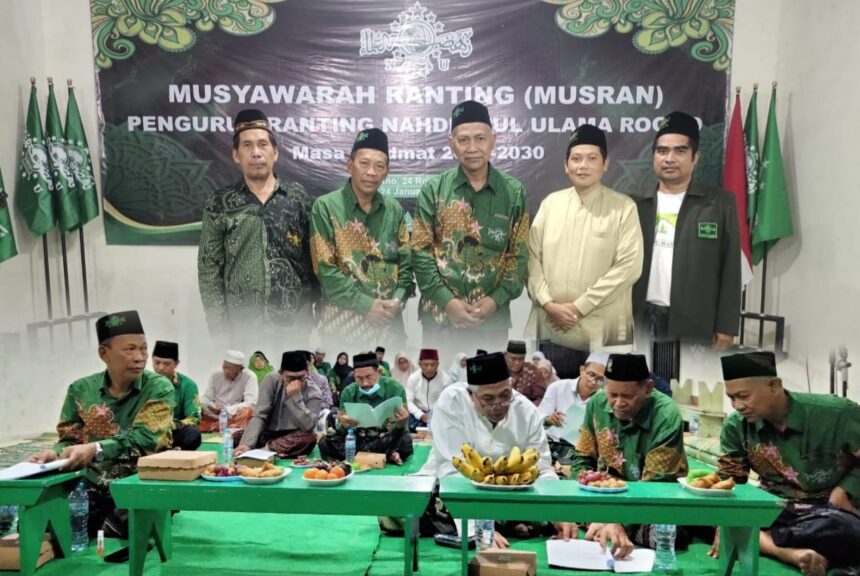 Musyawarah Ranting (Musran) diselenggarakan oleh Pengurus Ranting Nahdlatul Ulama (PRNU) Roomo, Jumat (24/1/2025). Foto: dok MWCNU Manyar/NUGres