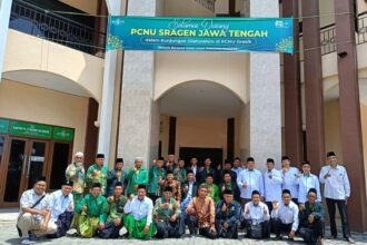 Spirit menjalin keberlangsungan kolaborasi dan berbagi inovasi, Pengurus Cabang Nahdlatul Ulama (PCNU) Gresik menerima kunjungan dari PCNU Sragen Jawa Tengah, Ahad (19/1/2025). Foto: Luthfi/NUGres