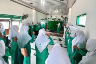 Pimpinan Ranting (PR) Fatayat NU Tebuwung melaksanakan Rapat Kerja (Raker) pada Jum'at (14/2/2025). Foto: dok PR Fatayat NU Tebuwung/NUGres