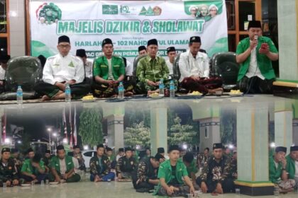 Majelis Dzikir dan Shalawat Rijalul Ansor Pimpinan Anak Cabang (PAC) GP Ansor Dukun, perdana digelar pada Ahad (9/2/2025). Kegiatan ini sekaligus dirangkai dengan peringatan Hari Lahir (Harlah) ke-102 Nahdlatul Ulama. Foto: dok PAC GP Ansor Dukun/NUGres