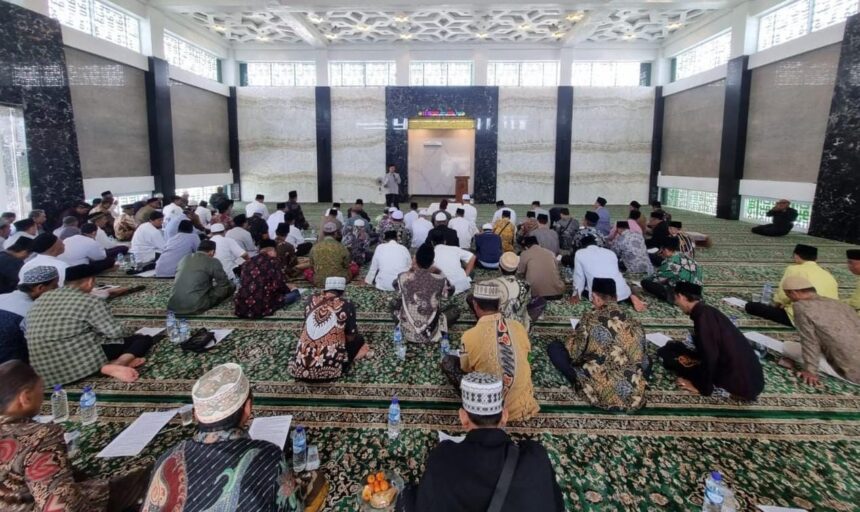 Pengurus Cabang Lembaga Takmir Masjid Nahdlatul Ulama (LTMNU) Gresik, menyelenggarakan Training Masjid dan Musala Angkatan ke-II di wilayah Gresik Utara, Ahad (16/2/2025). Foto: dok PC LTMNU Gresik/NUGres